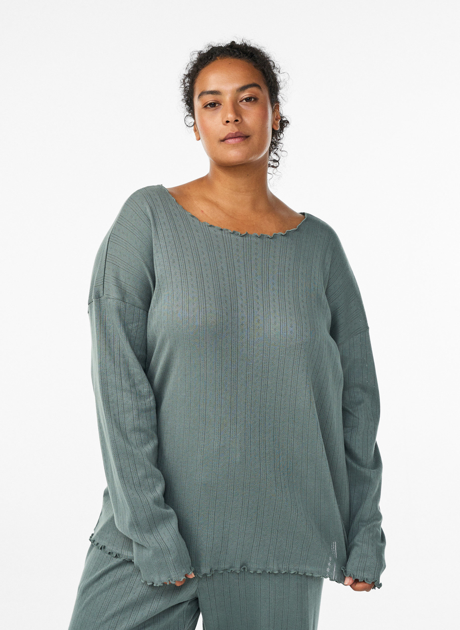 Nightgown in organic cotton, Green, Model