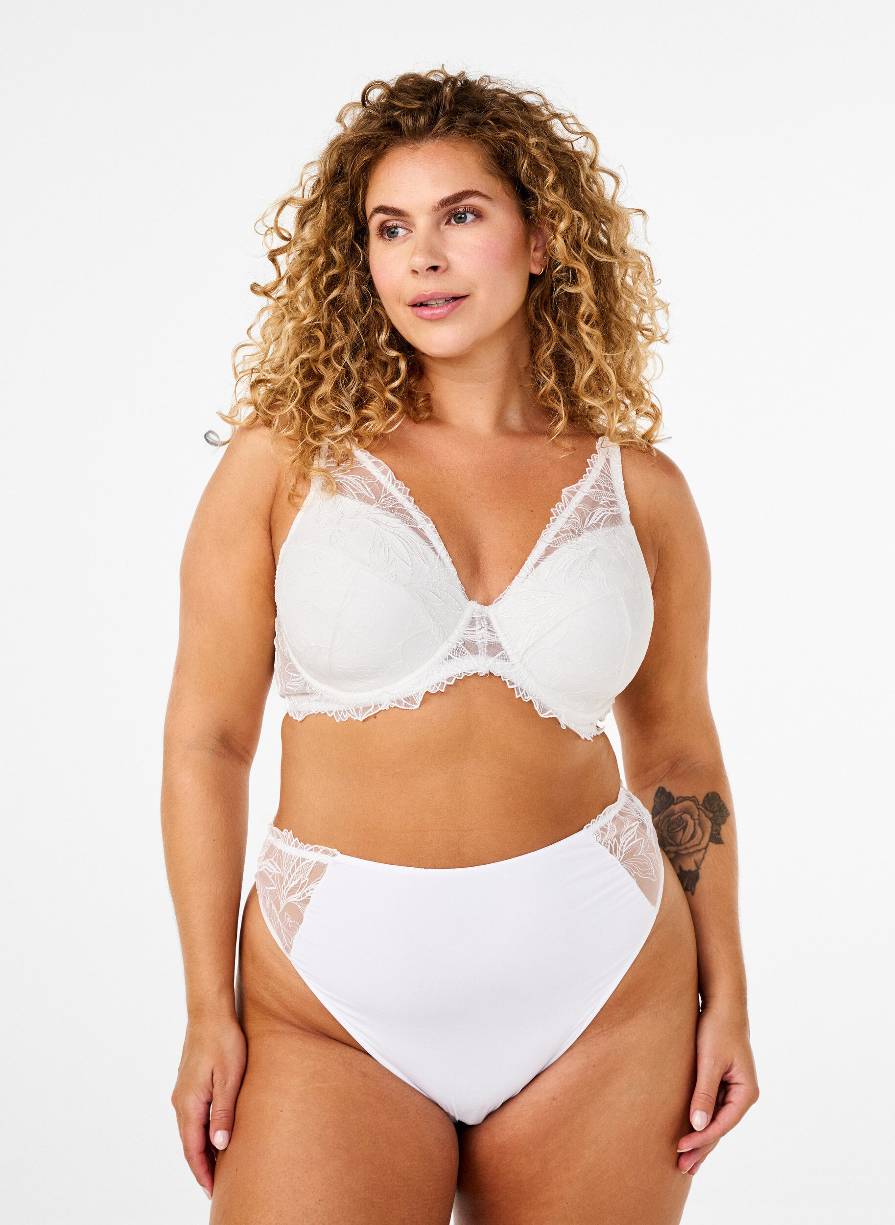 ZizzifashionMicrofiber thong with lace, White, Model image number 0