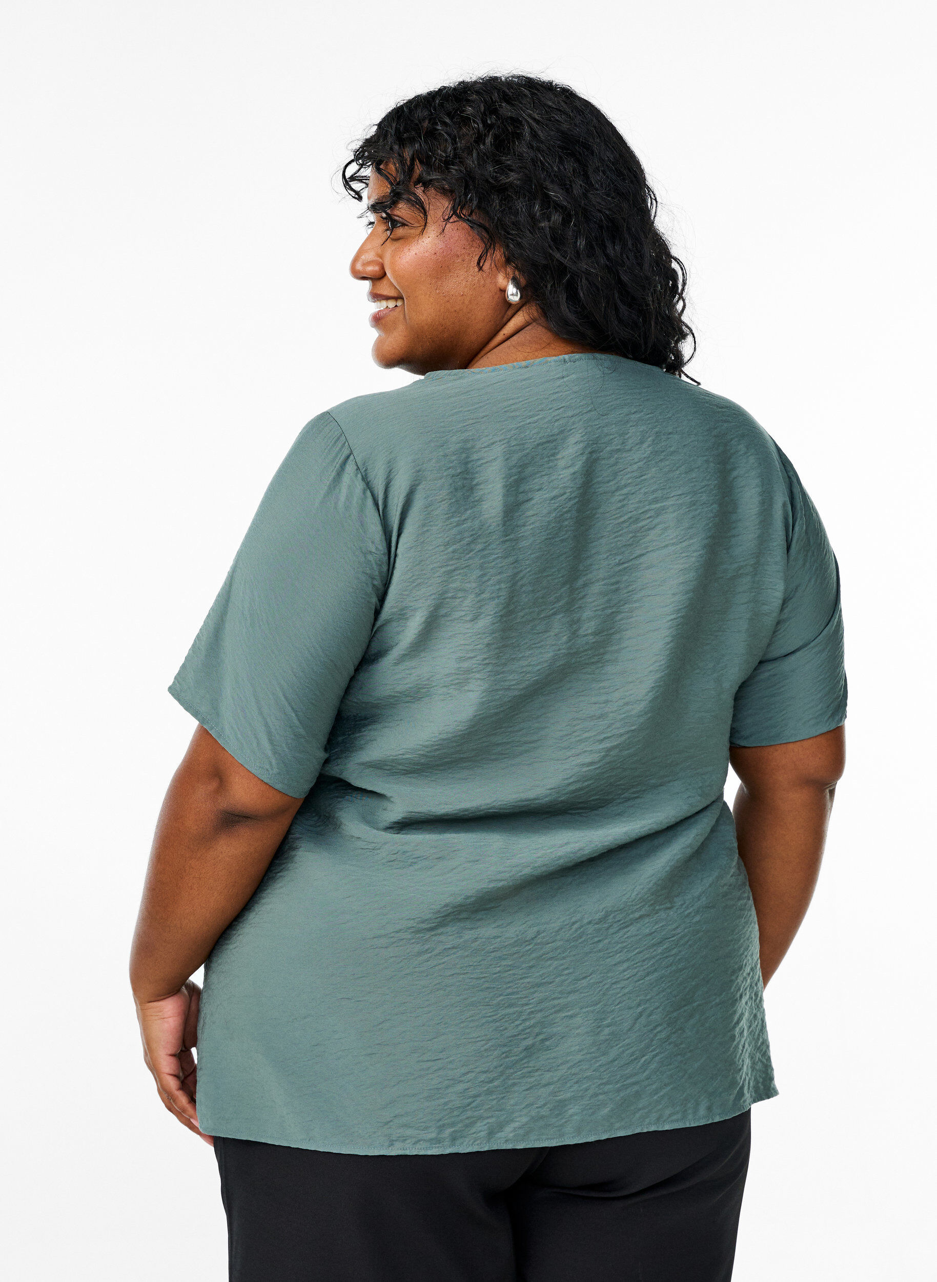 Zizzifashion Short-sleeved viscose blouse with lace trim, Green, Model image number 2