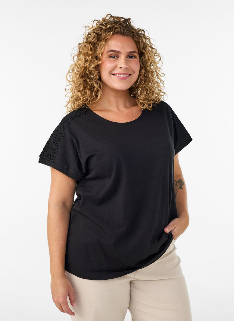 Cotton T-shirt with crochet detail, Black, Model image number 0