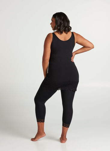 3/4 leggings with a lace trim, Black, Model image number 1