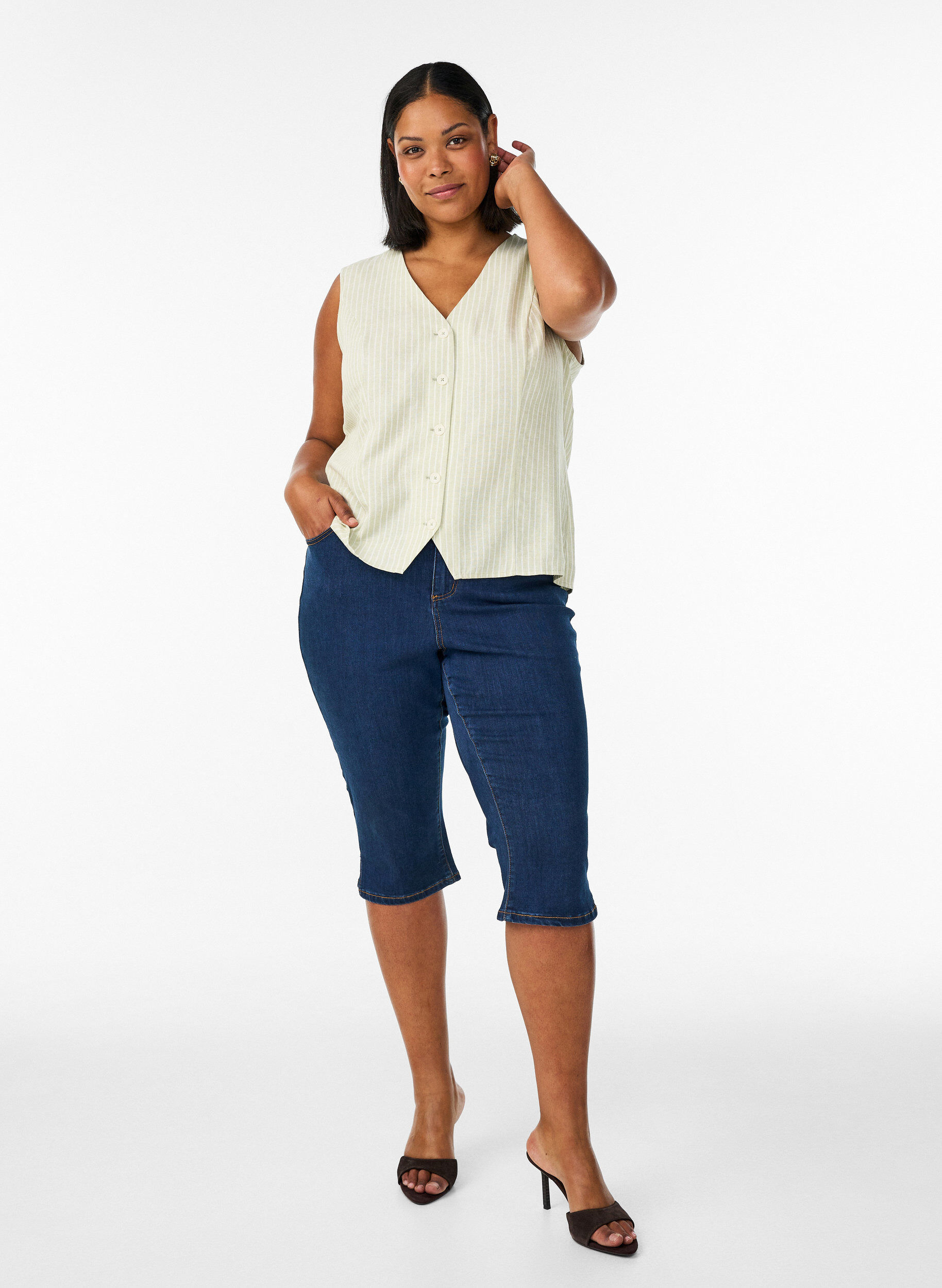 Zizzifashion Striped vest in linen and viscose, Green, Model image number 1