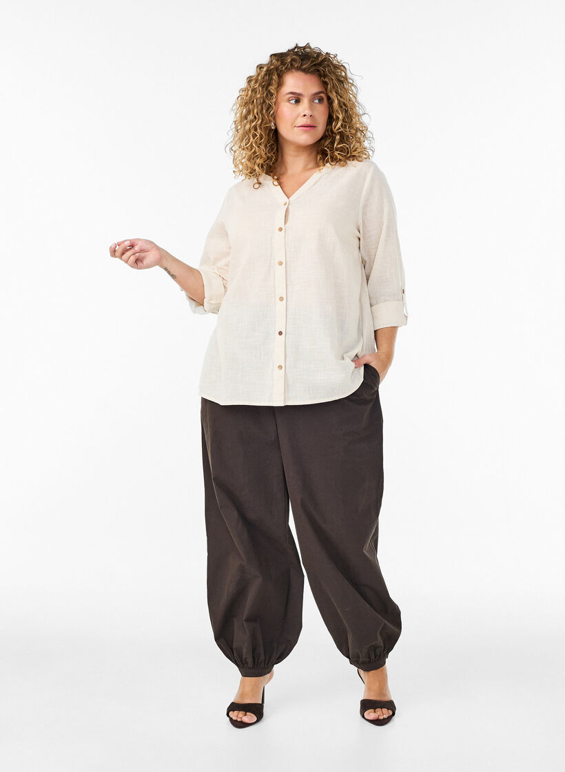Cotton shirt blouse with a v-neck, Vanilla, Model image number 1