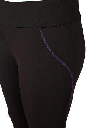 Cropped workout leggings, Black Heliotrope, Packshot image number 2