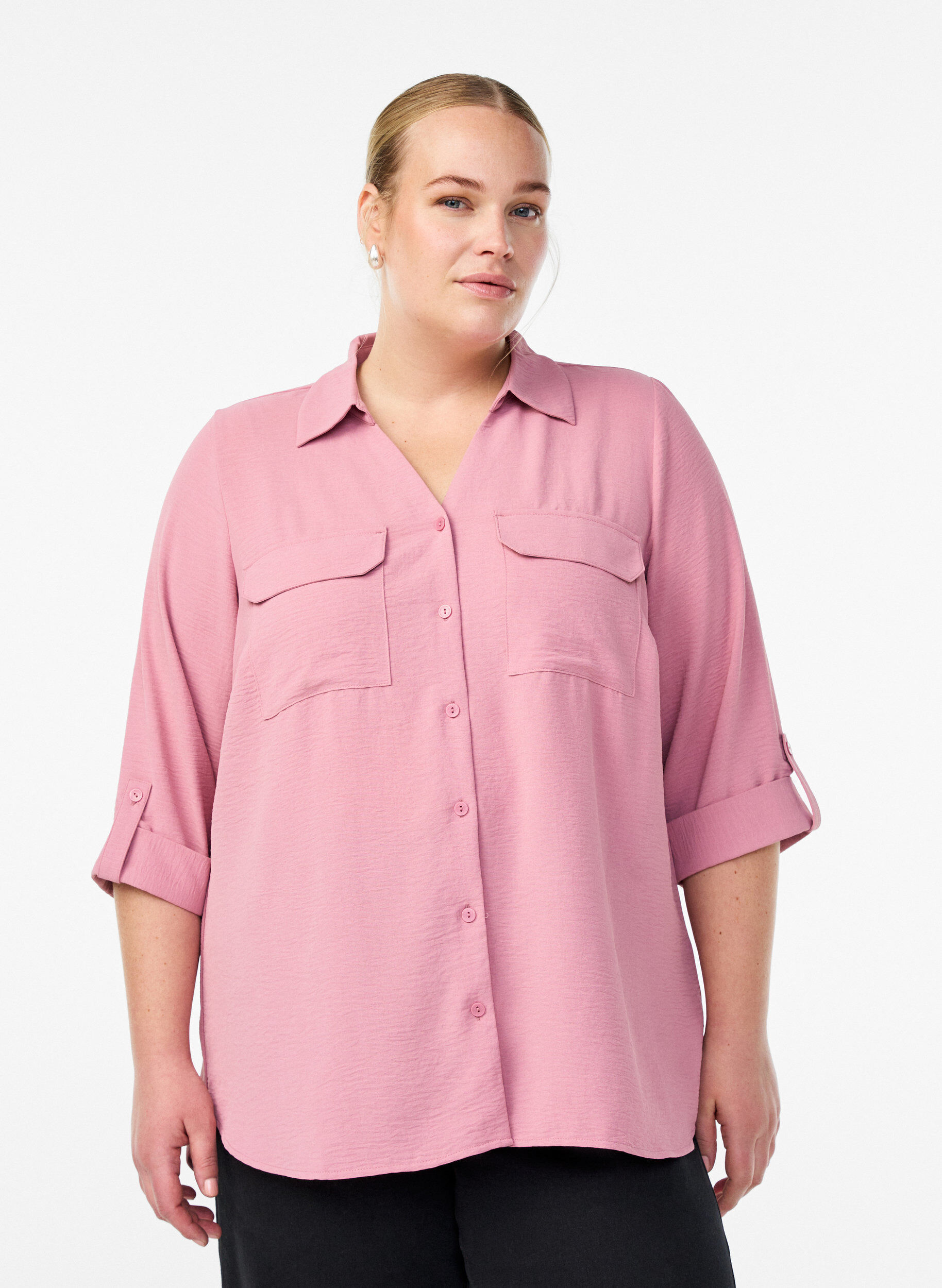 Shirt with chest pockets and 3/4 sleeves, Rose, Model
