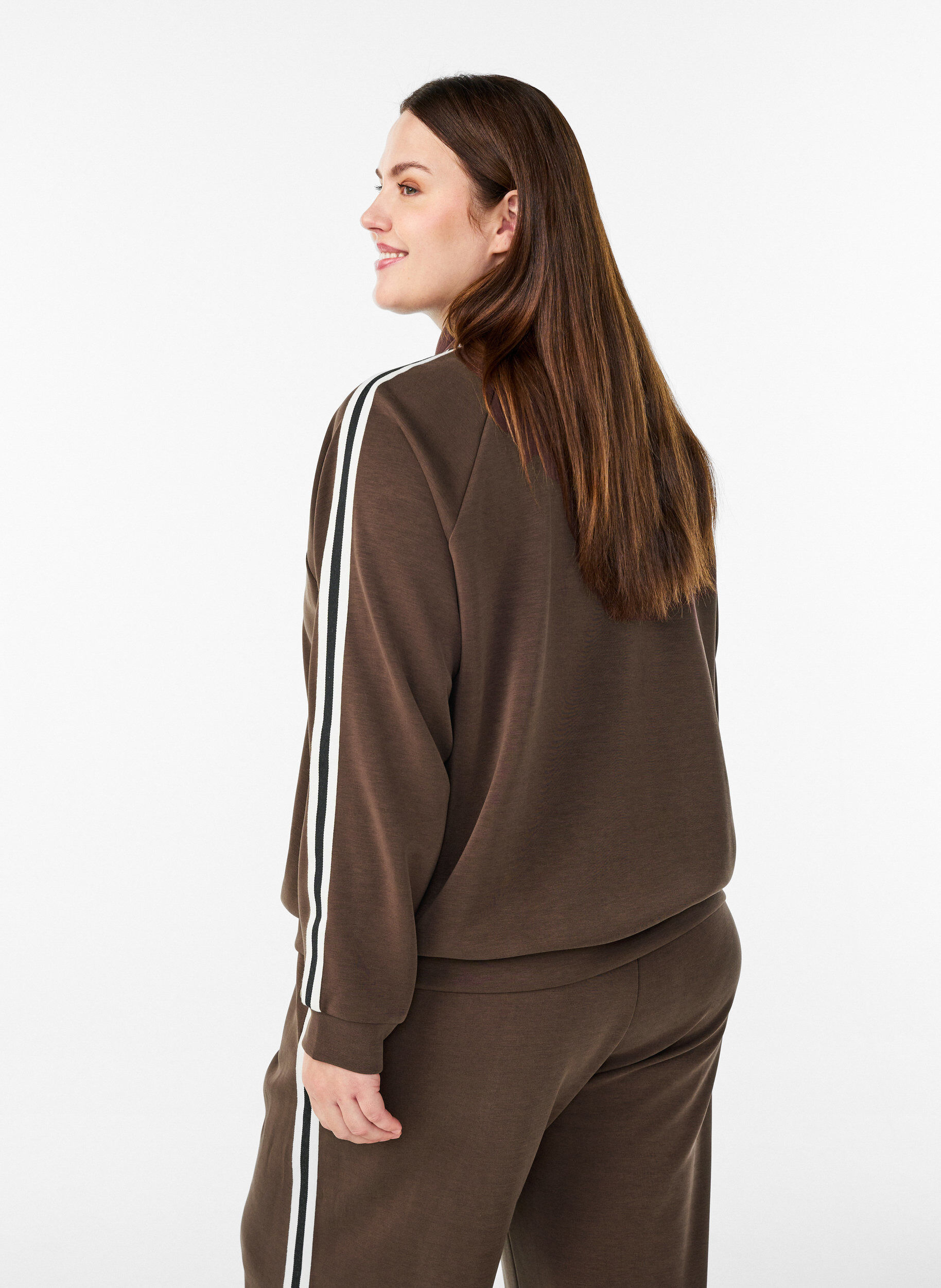 Zizzifashion High-neck training top with stripes on the sleeves, Brown, Model image number 1