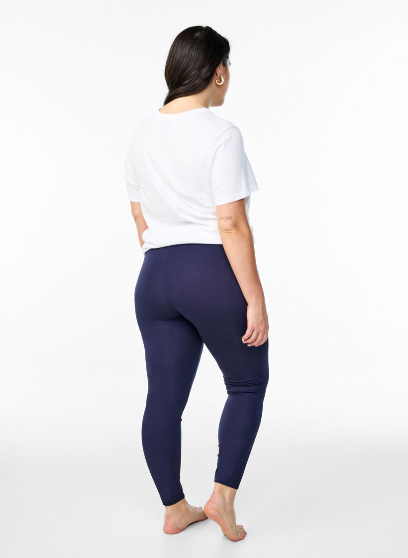 Basic leggings in viscose, Blue, Model image number 2