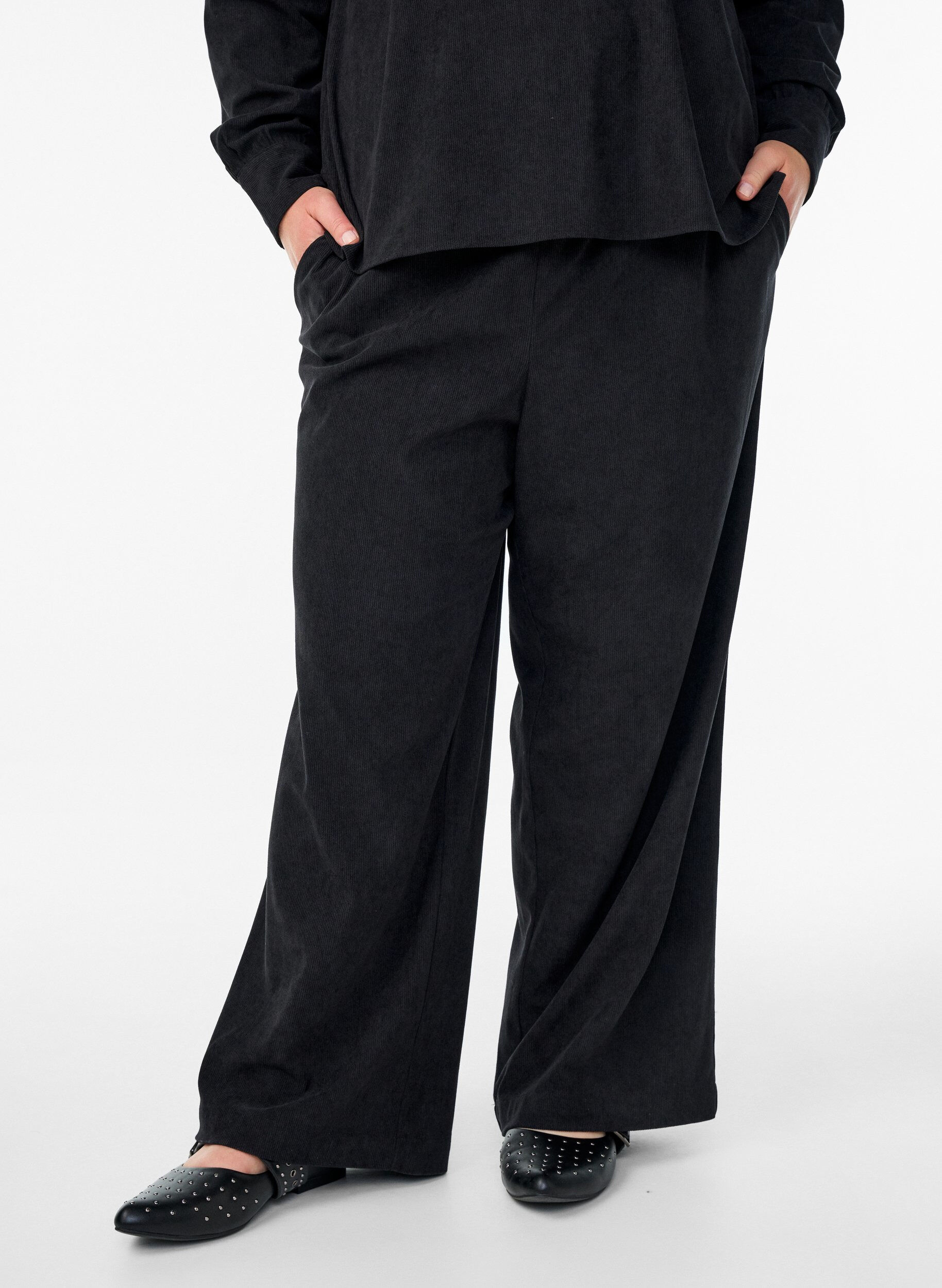Zizzifashion Velvet trousers with a wide leg, Black, Model image number 3