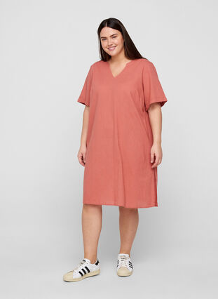 Short-sleeved dress in a cotton blend with linen, Canyon Rose, Model image number 2