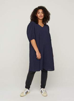 Textured dress with an A-line cut and puff sleeves, Evening Blue, Model image number 3