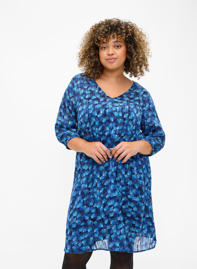Printed dress with v-neck and 3/4 sleeves, Navy Blazer Leaf AOP, Model image number 0