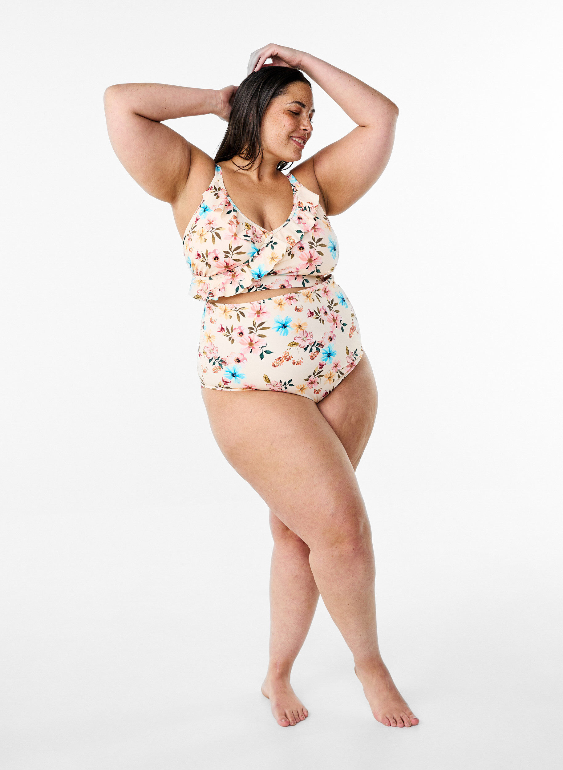 ZizzifashionFloral bikini top with ruffle details, Beige, Model image number 1