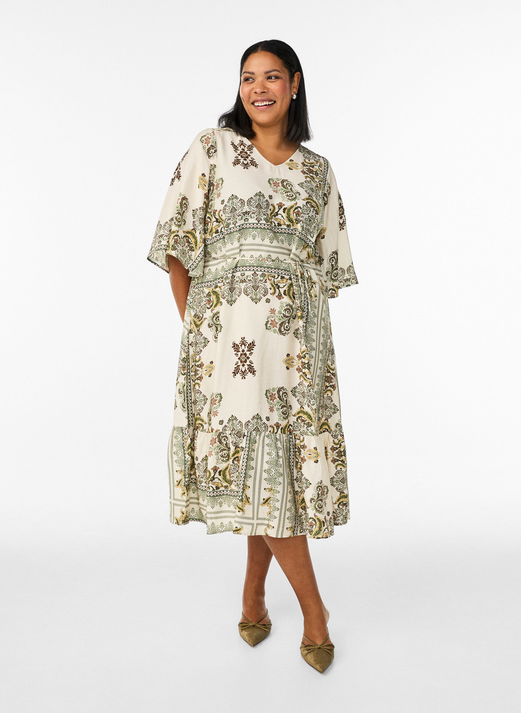 Patterned midi dress in viscose with tie belt, Green, Model