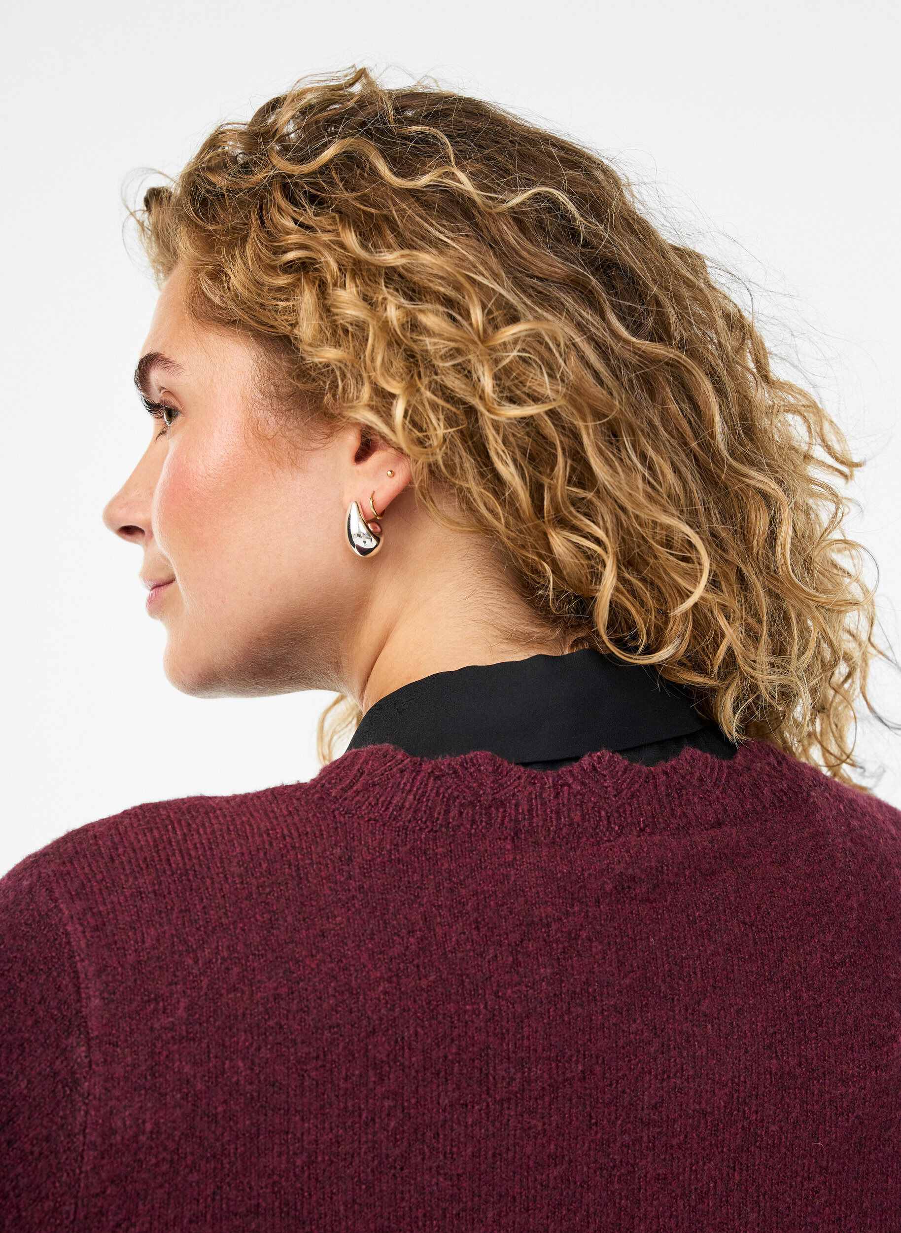 Zizzifashion Collar insert with a detachable tie, Black, Model image number 1