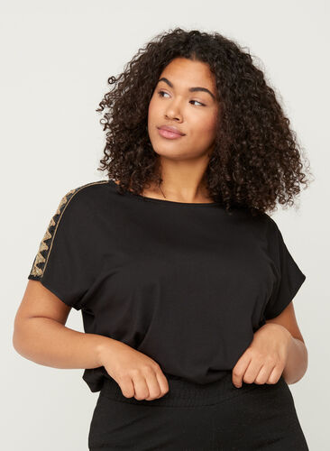Short-sleeved t-shirt with sequins, Black, Model image number 0