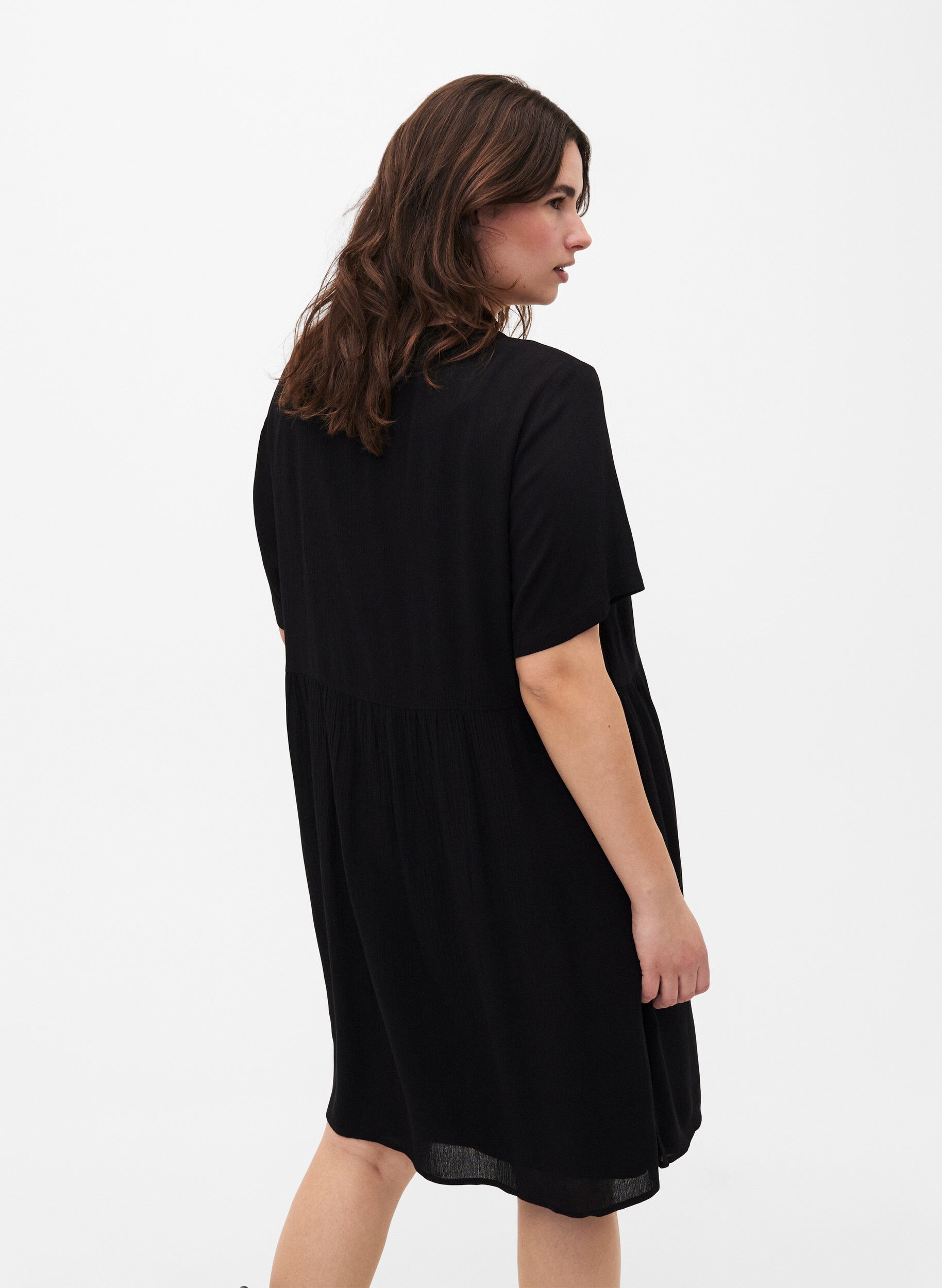 Zizzifashion A-line viscose dress with short sleeves, Black, Model image number 1