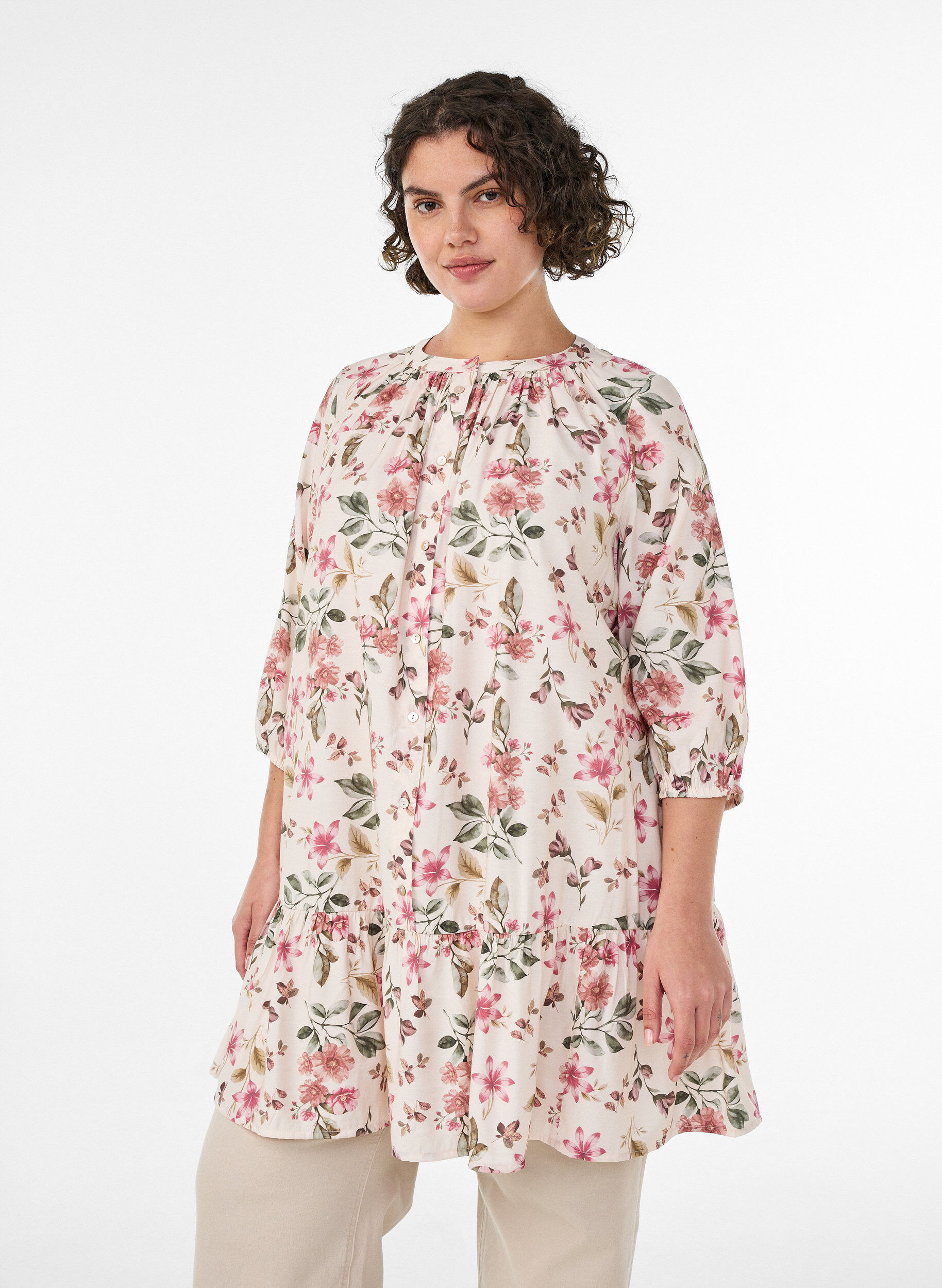 Zizzifashion A-line tunic in viscose with 3/4 sleeves, Vanilla, Model image number 0