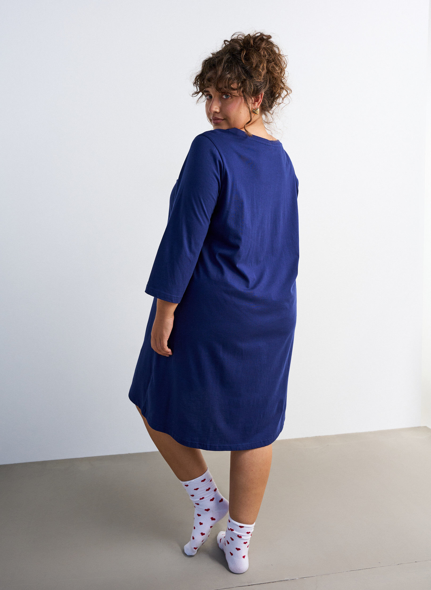 ZizzifashionNightdress in organic cotton with Christmas motif, Blue, Model image number 2