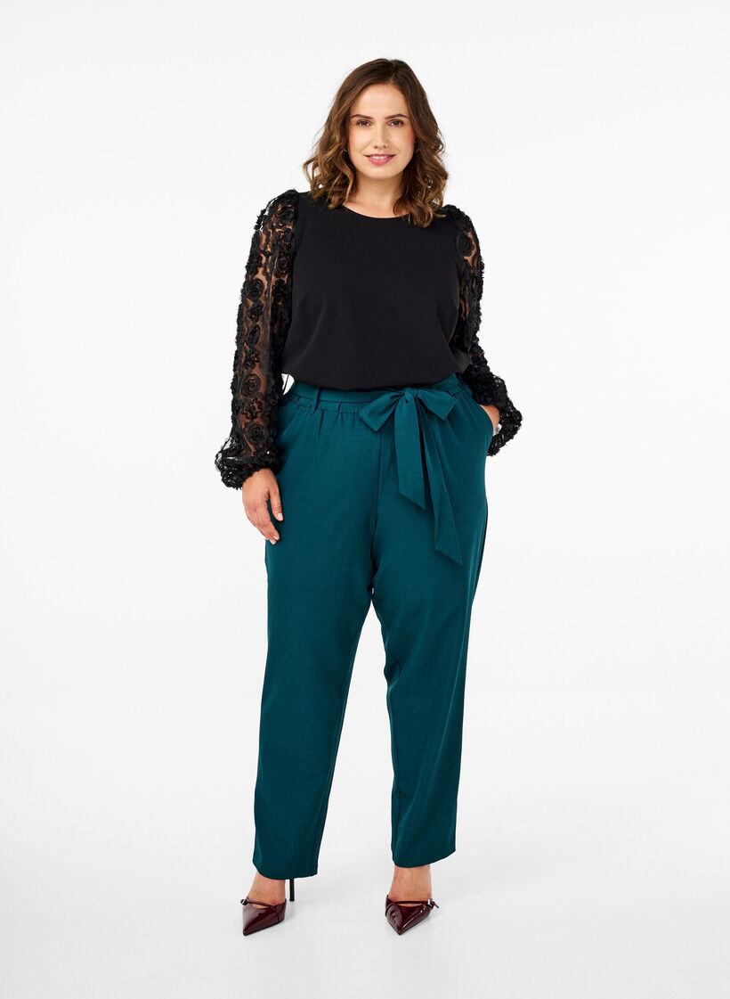 Blouse with 3D flowers, Black, Model image number 2