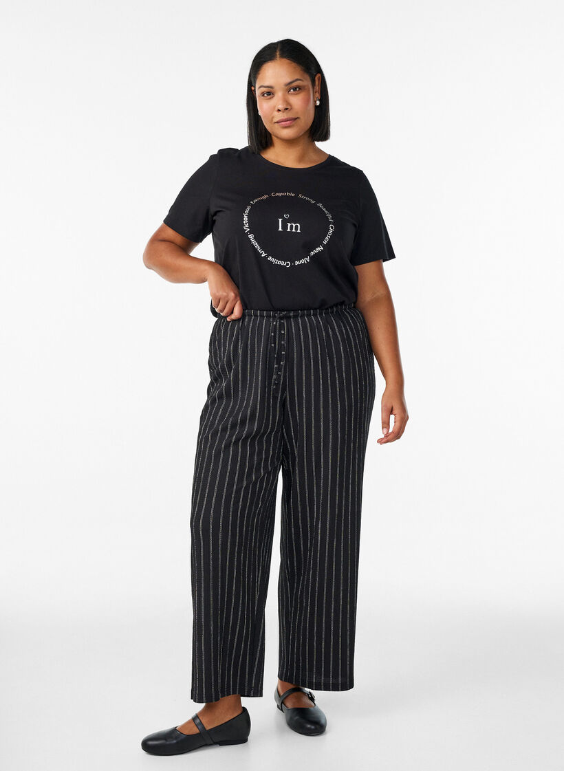 T-shirt with motif, Black, Model image number 1