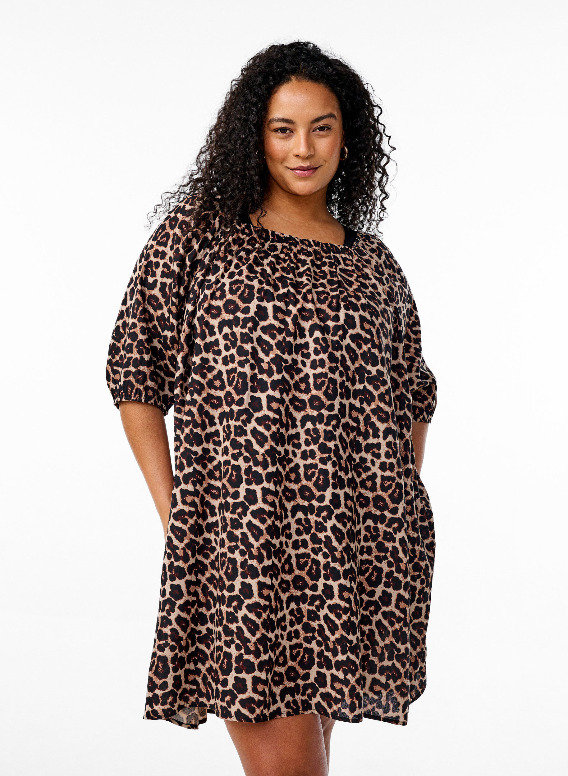 Zizzifashion Beach dress in viscose with print, Beige, Model image number 0