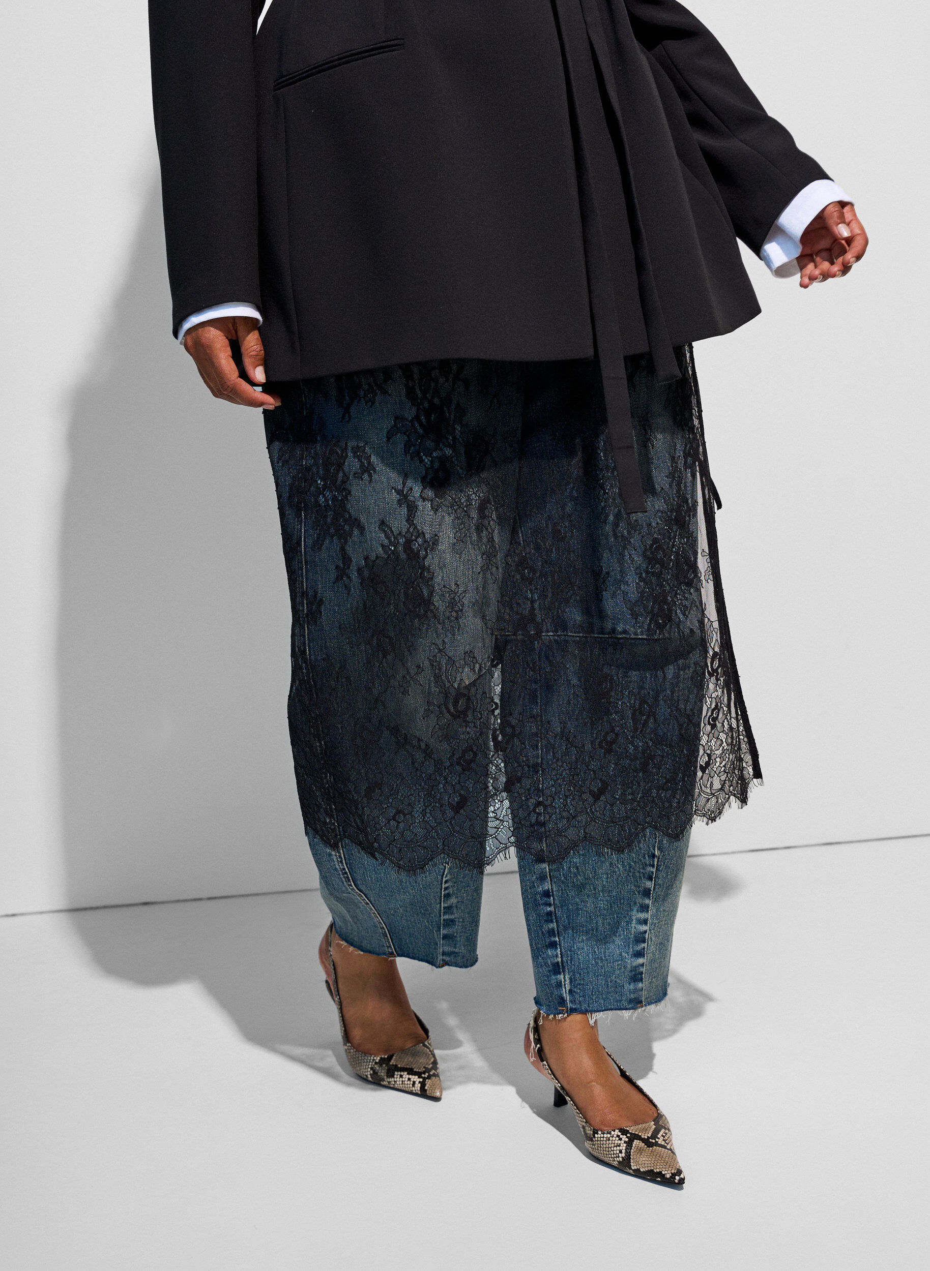 ZizzifashionLace wrap skirt with tie-fastening, Black, Model image number 1