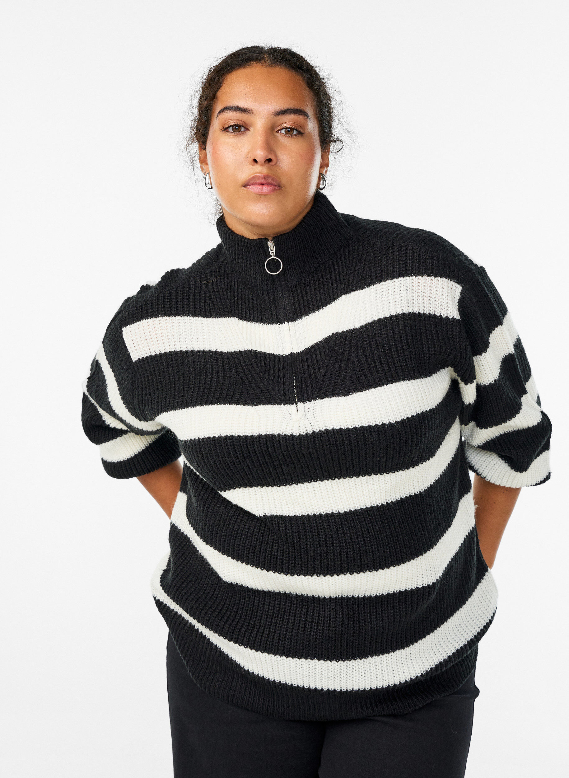 ZizzifashionKnitted sweater with high neck and zipper, Black, Model image number 0