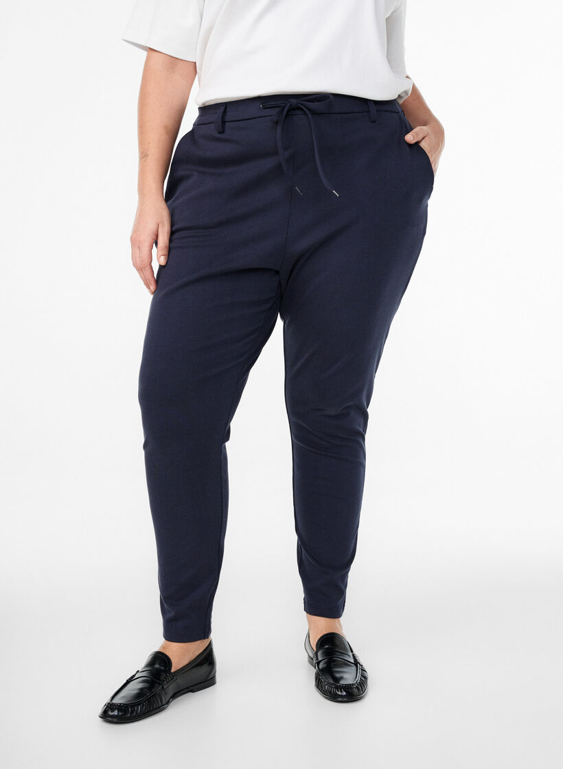 Cropped Maddison trousers, Blue, Model image number 2