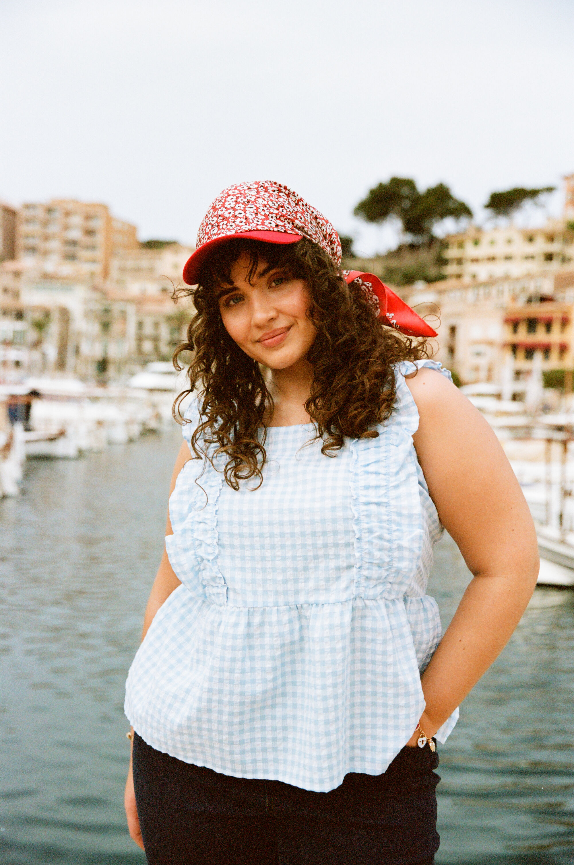 Zizzifashion Summery harbor charm in pastels, , Model