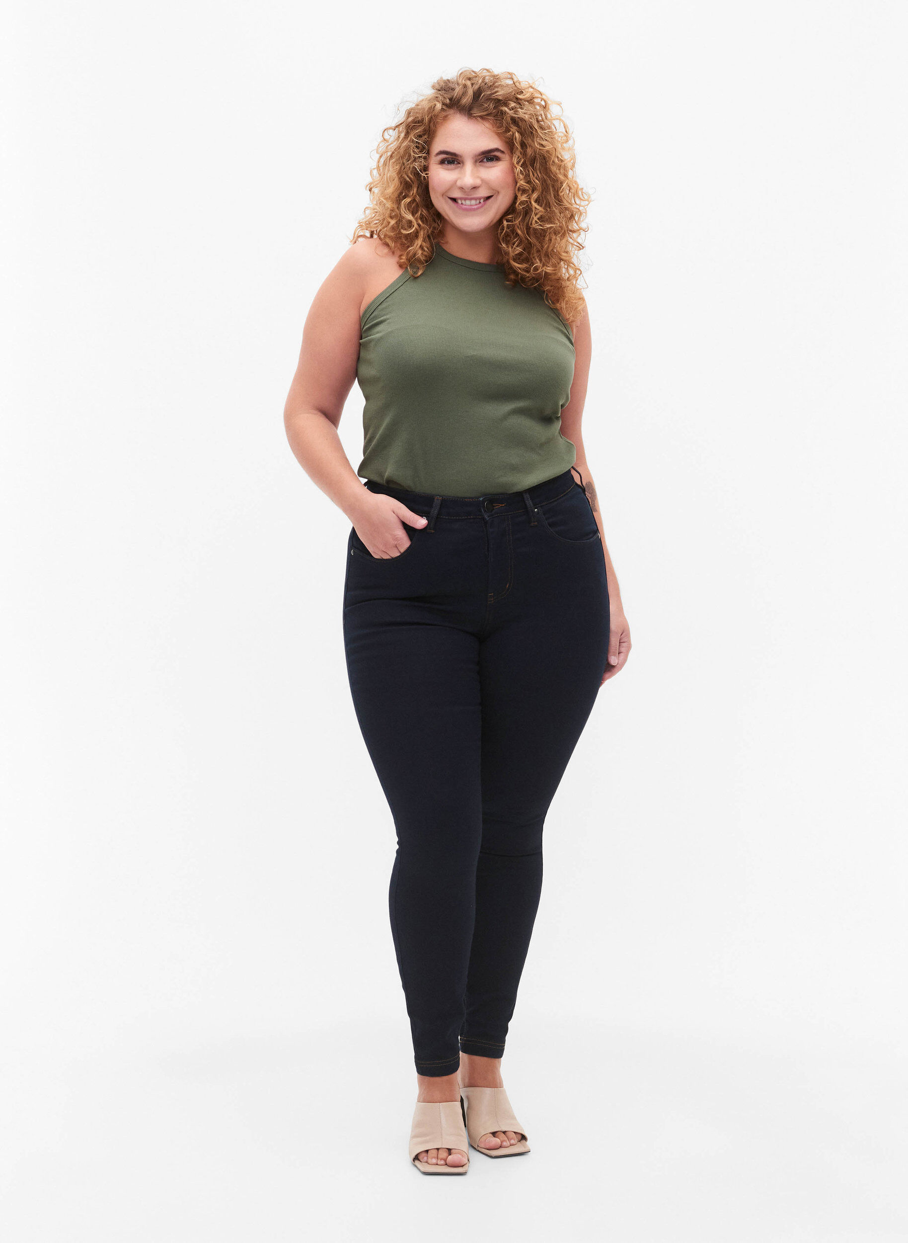 Zizzifashion Super slim Amy jeans with high waist, Tobacco Un, Model image number 0