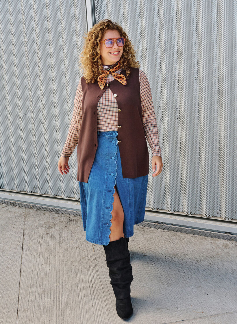 A-line denim skirt with wavy button placket, Blue, Image image number 0