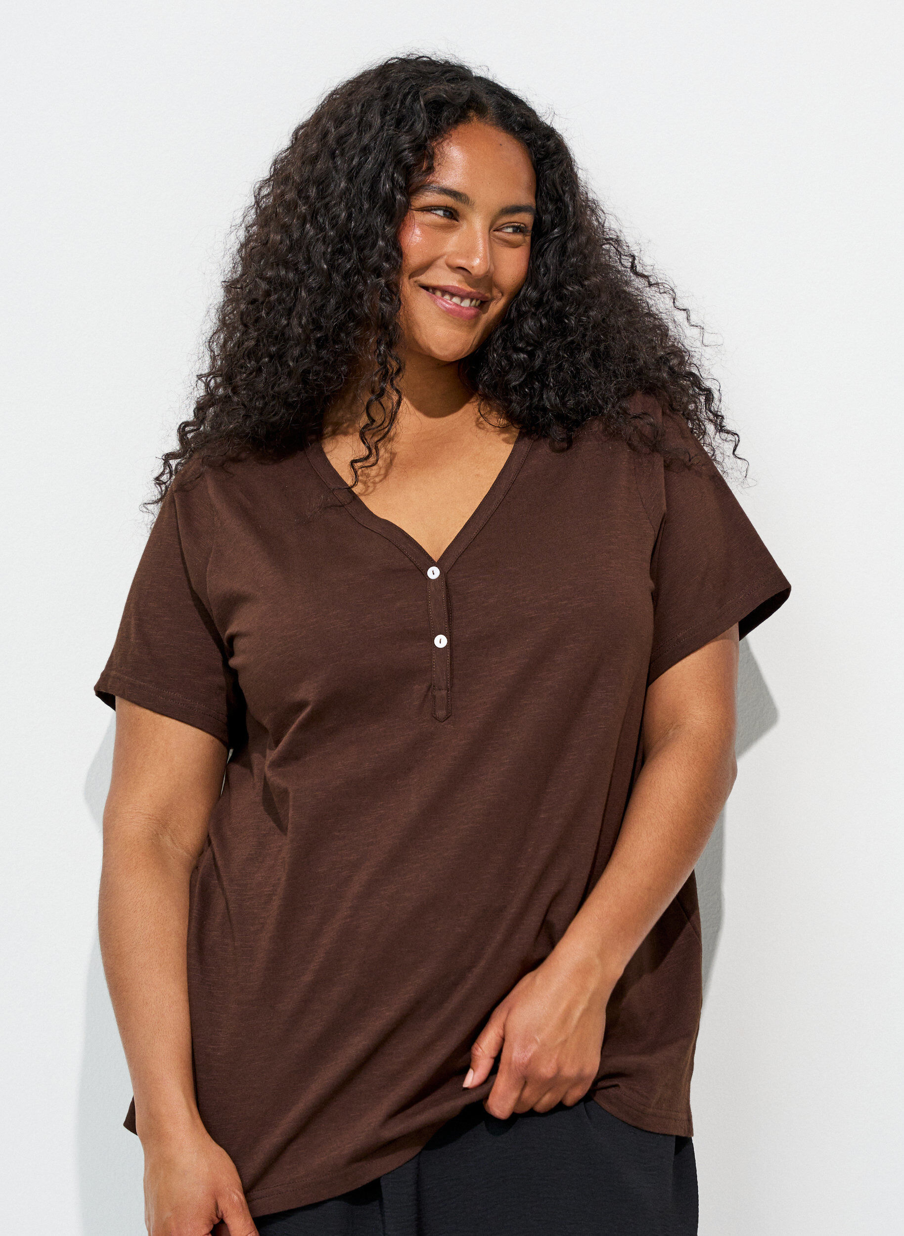 ZizzifashionT-shirt with button detail, Brown, Image image number 0