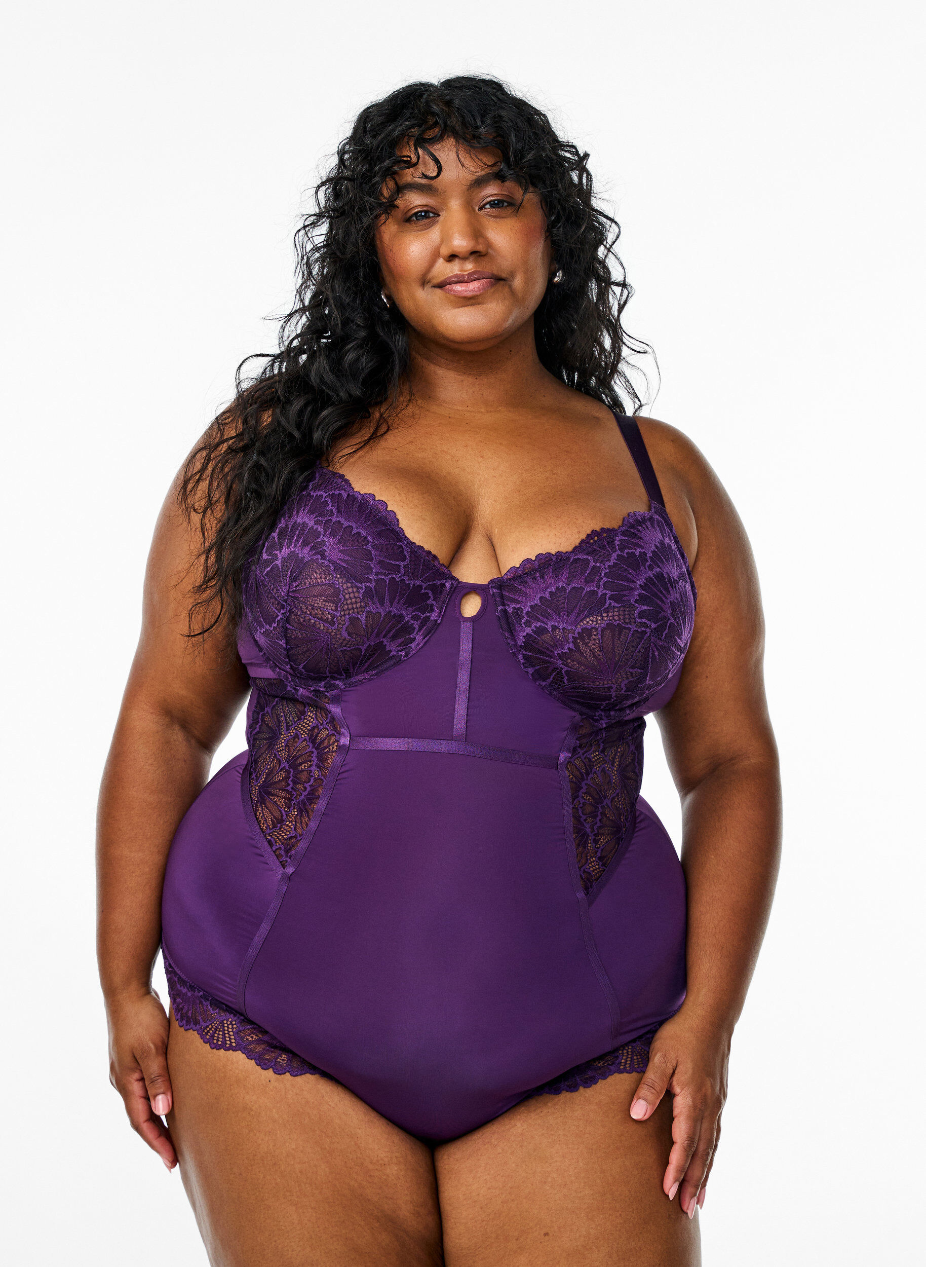 Lace and microfibre bodystocking with underwire, Purple, Model