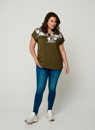 T-shirt with print, Ivy green w. White, Model image number 2