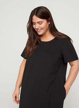 Short-sleeved cotton dress with pockets, Solid Black, Model image number 2