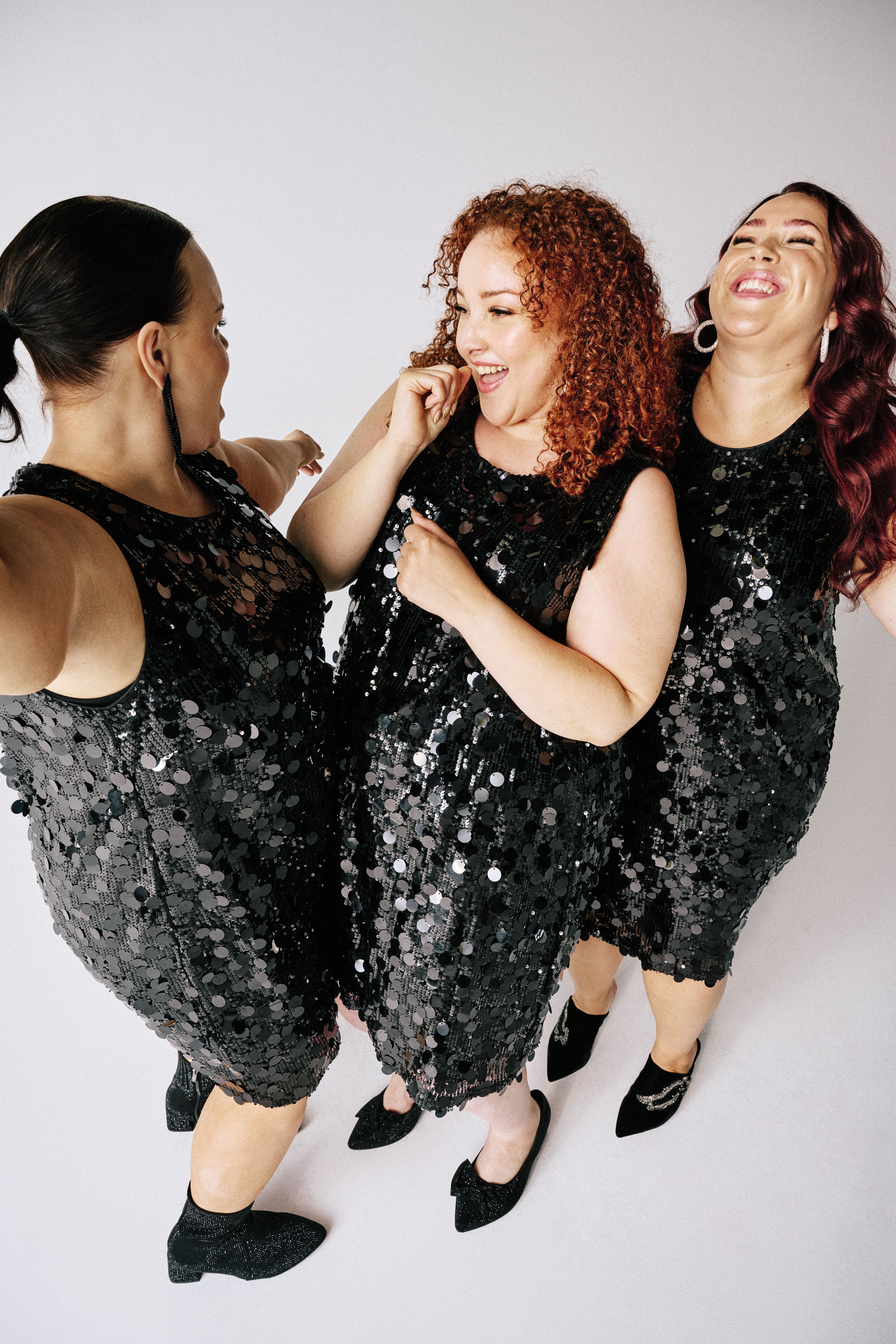 Zizzifashion Black sequinned dress, , Model