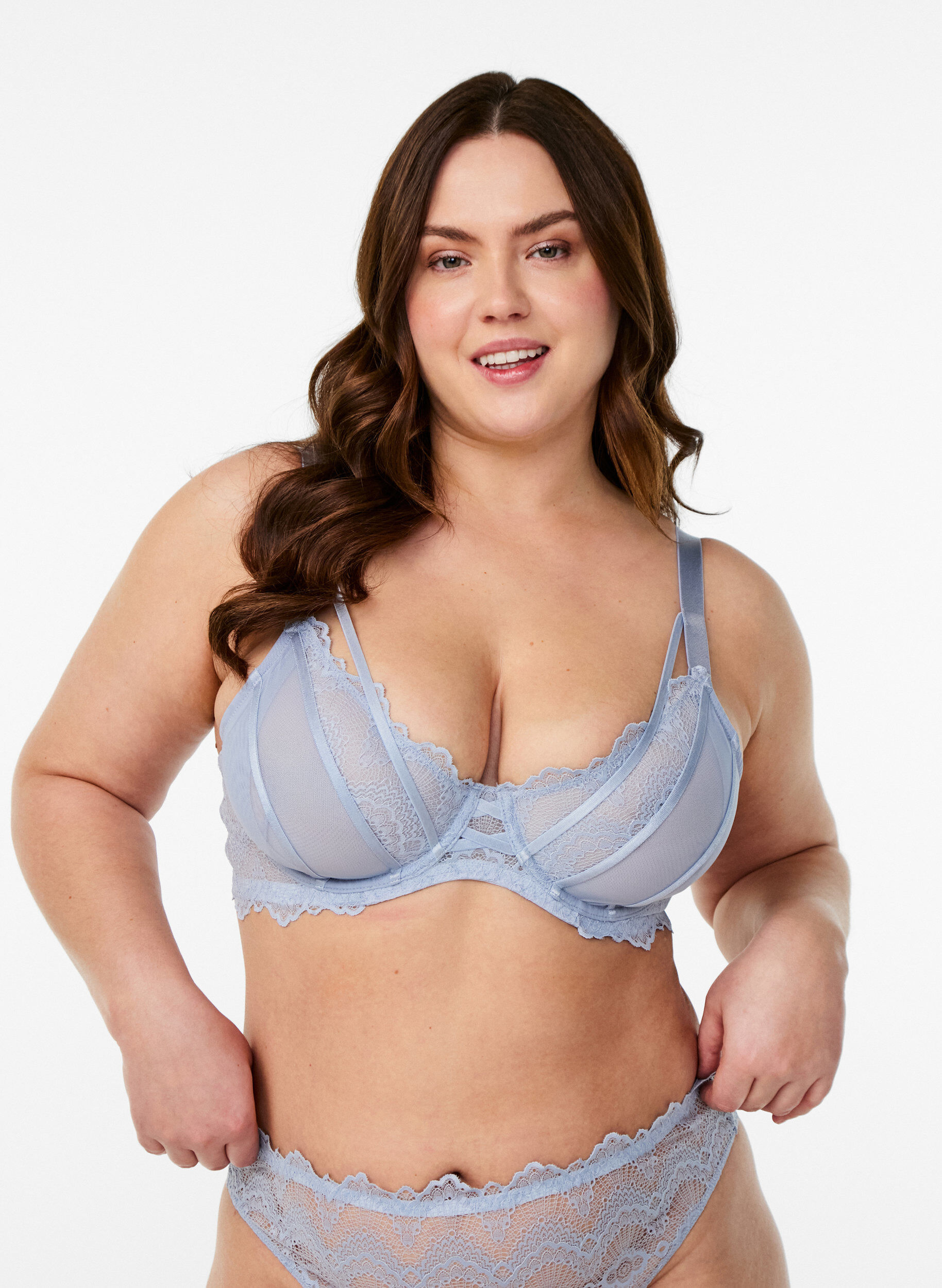 Zizzifashion Full-coverage bra with lace and string details, Light Blue, Model image number 0
