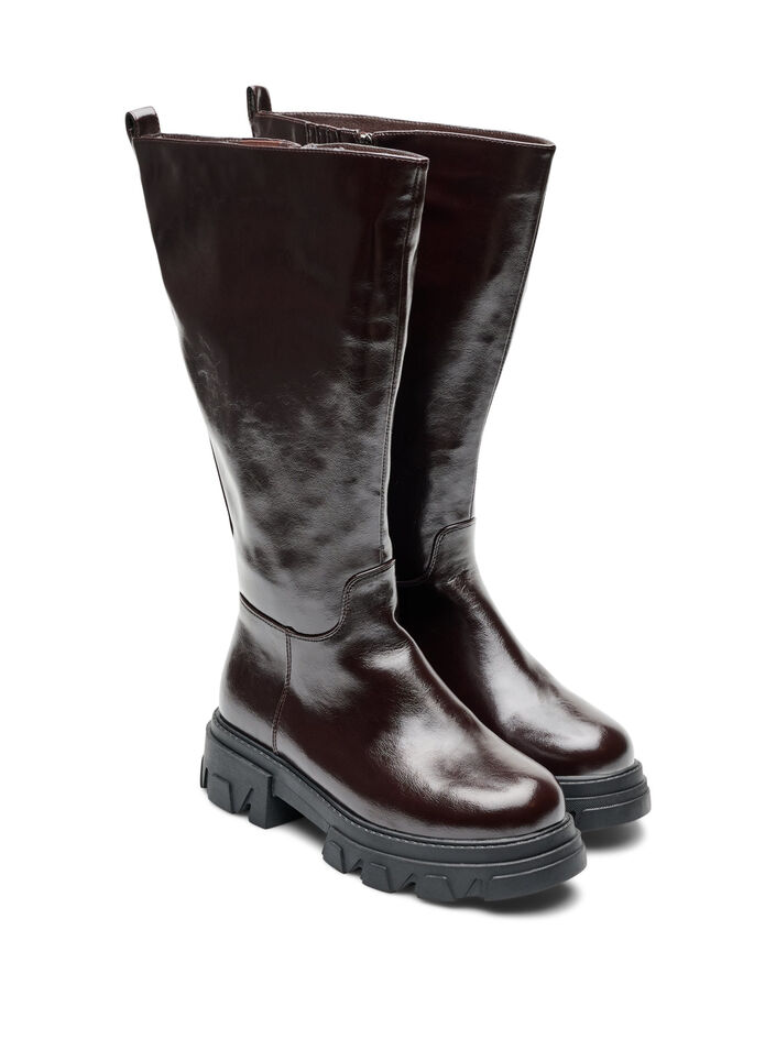 Long boot with a slightly crackled look, Brown, Packshot