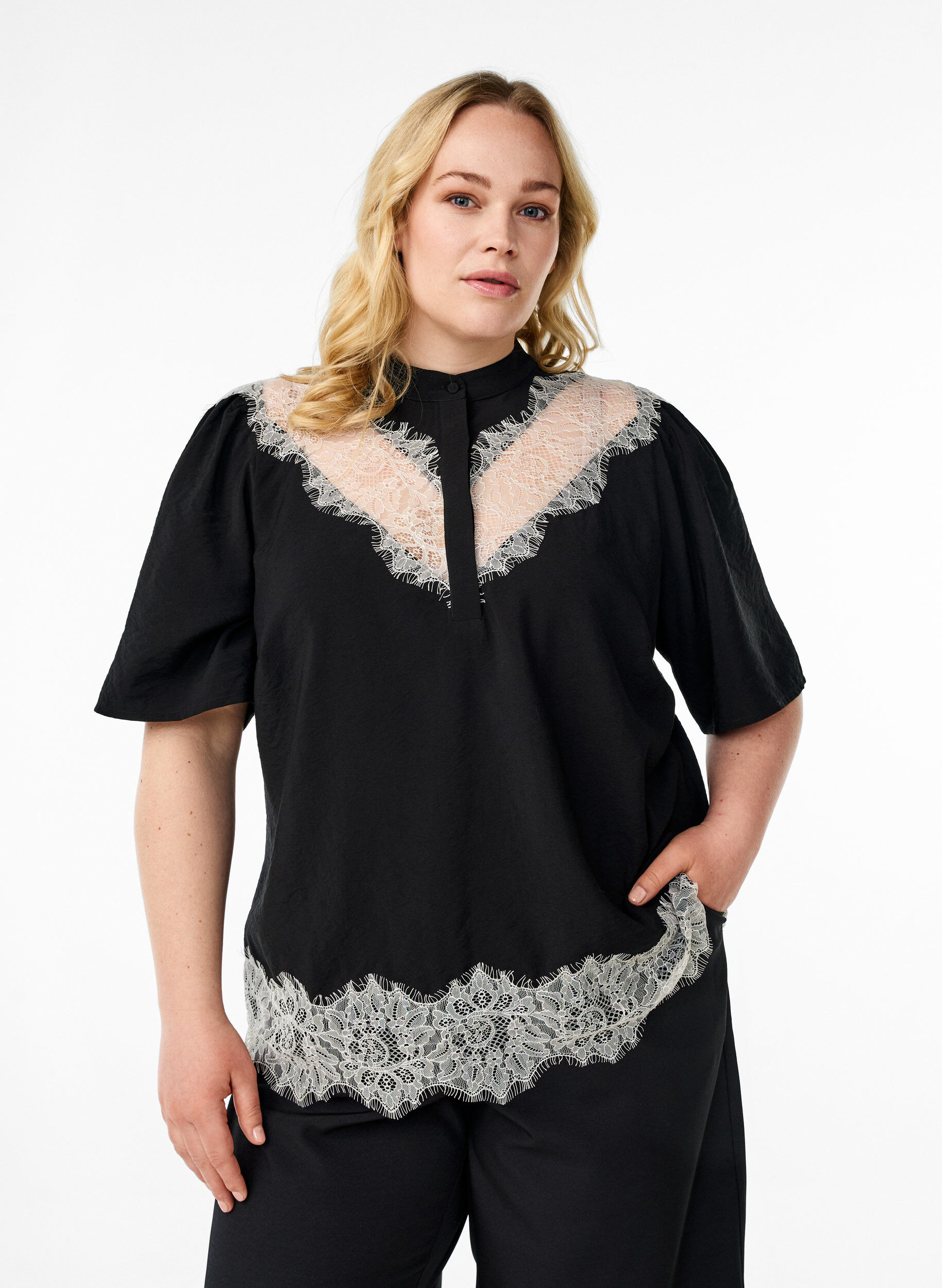 Short-sleeved shirt blouse with lace details, Black, Model