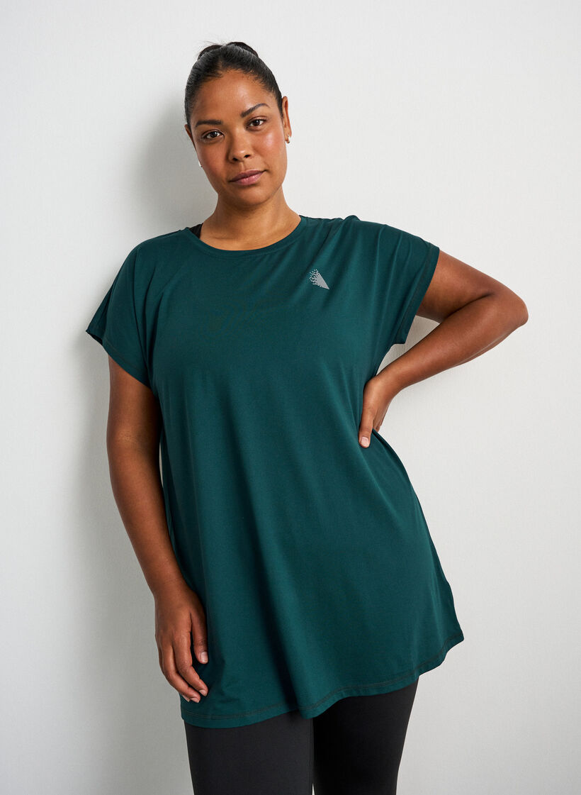 Long training t-shirt, Green, Model image number 0