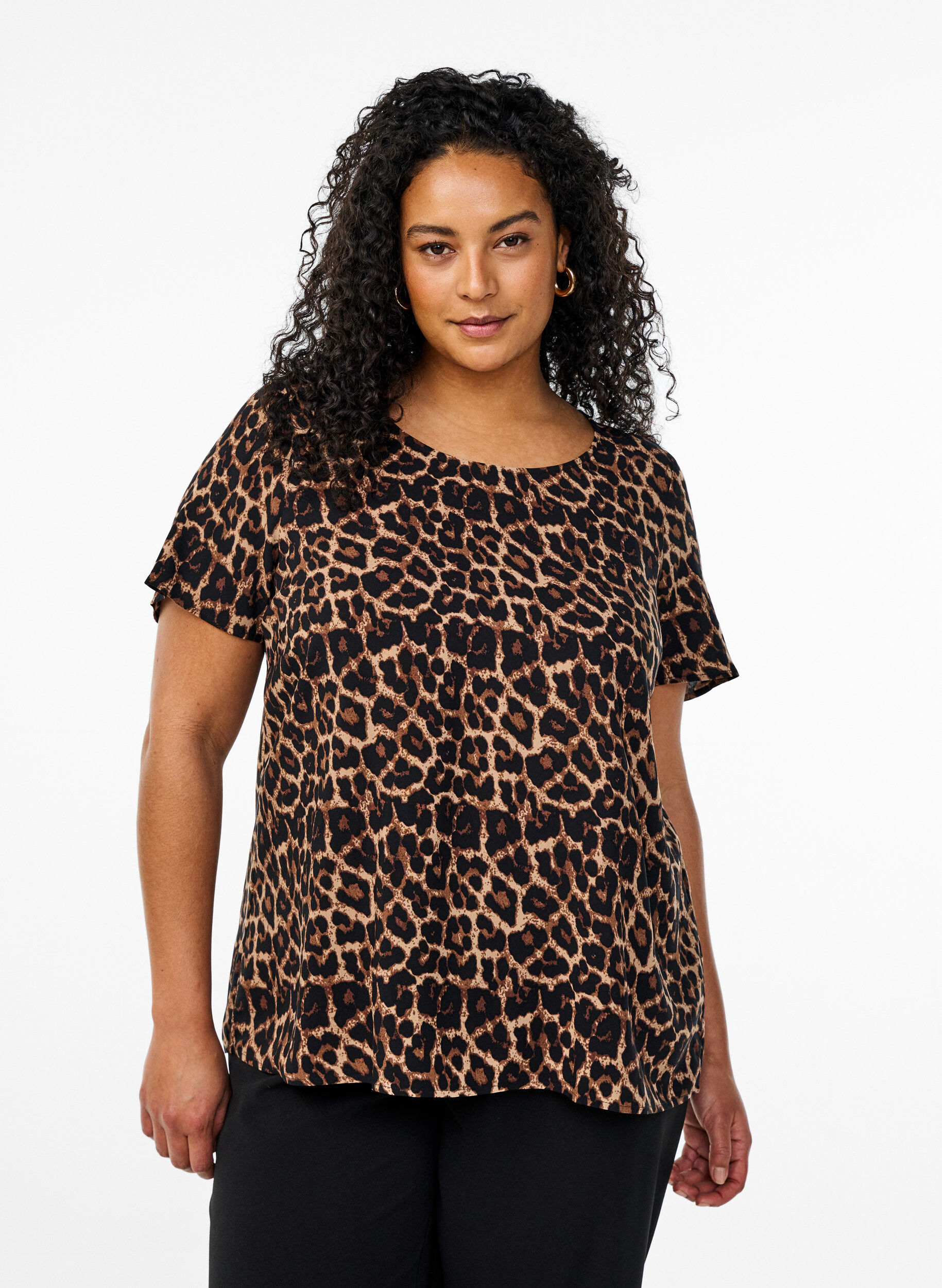 Short sleeve viscose blouse with print, Brown, Model