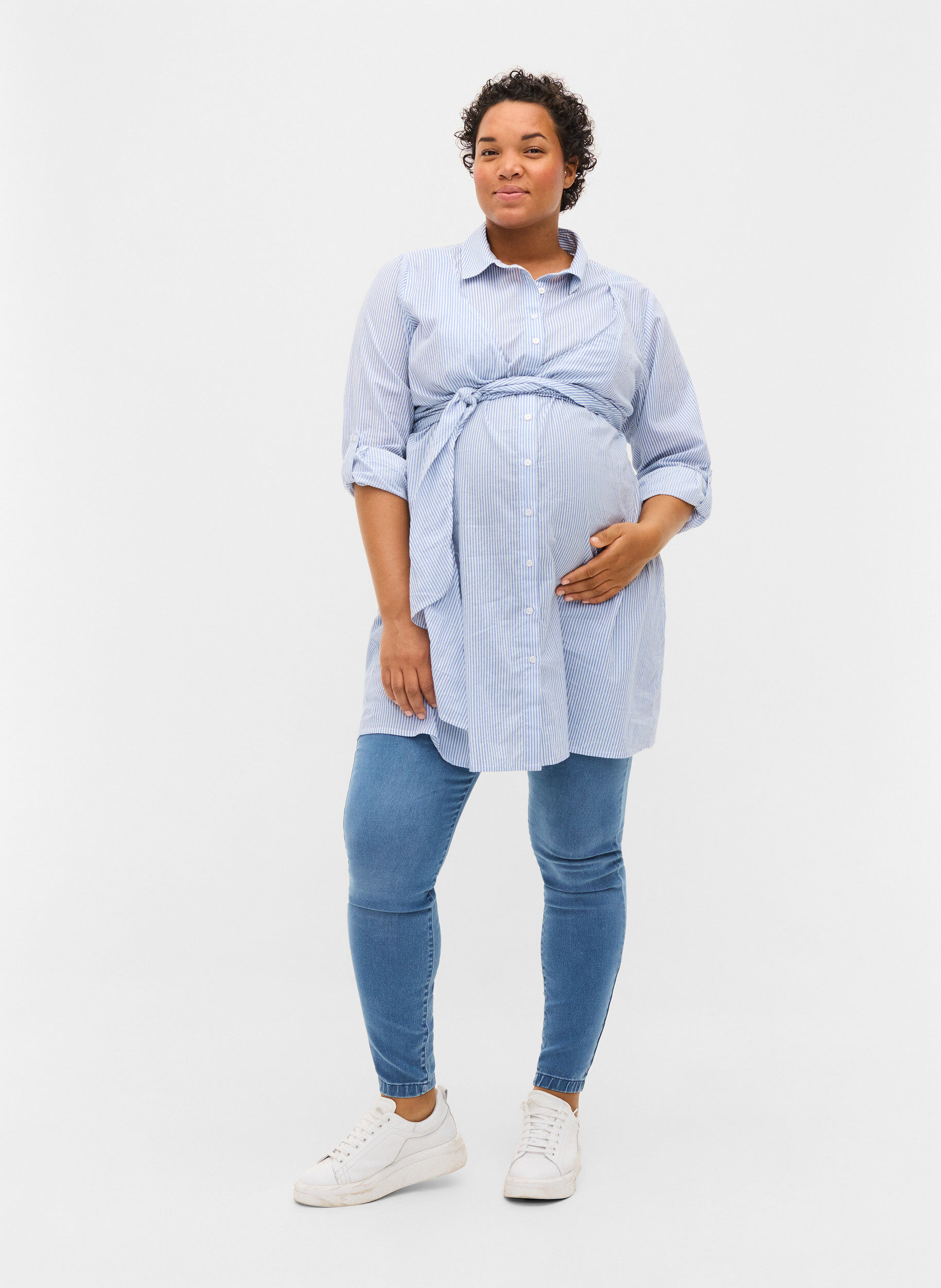 Zizzifashion Cotton maternity shirt dress, Blue Stripe, Model image number 3