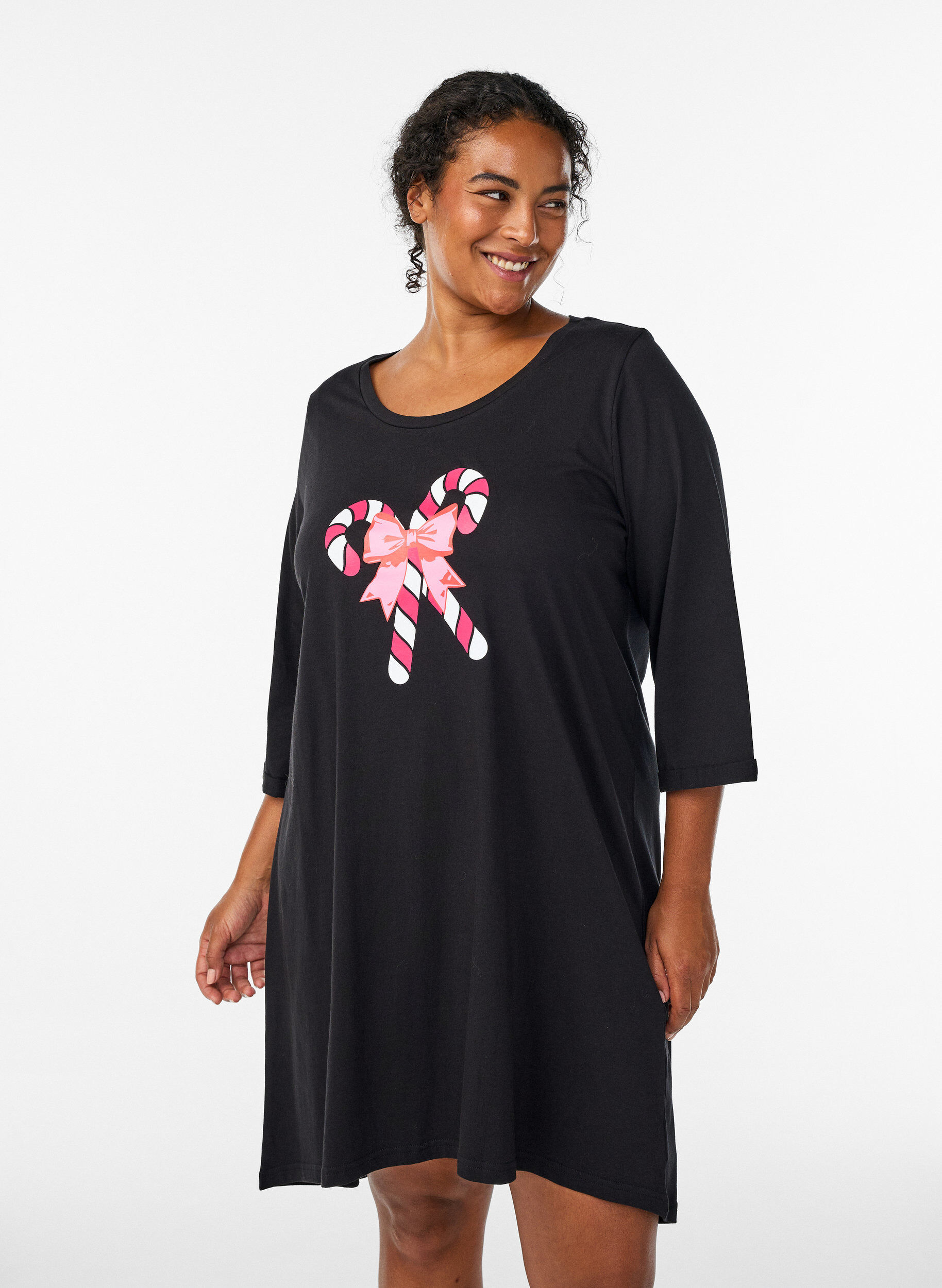 Nightdress in organic cotton with Christmas motif, Black, Model