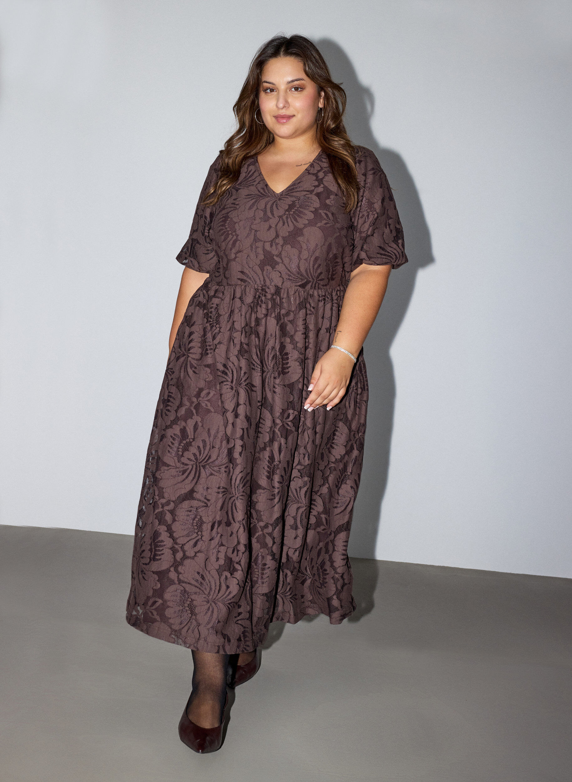 ZizzifashionMidi dress with floral jacquard, Brown, Model image number 0