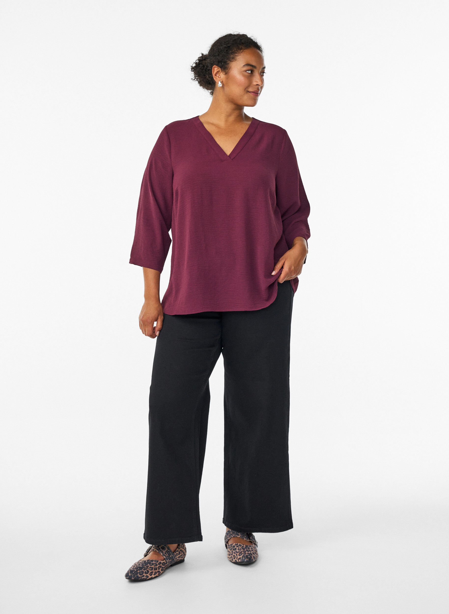 ZizzifashionBlouse with 3/4 sleeves, Dark Bordeaux, Model image number 1