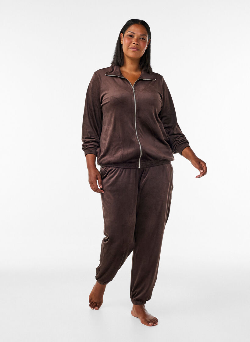 Loose velour trousers, Brown, Model image number 0