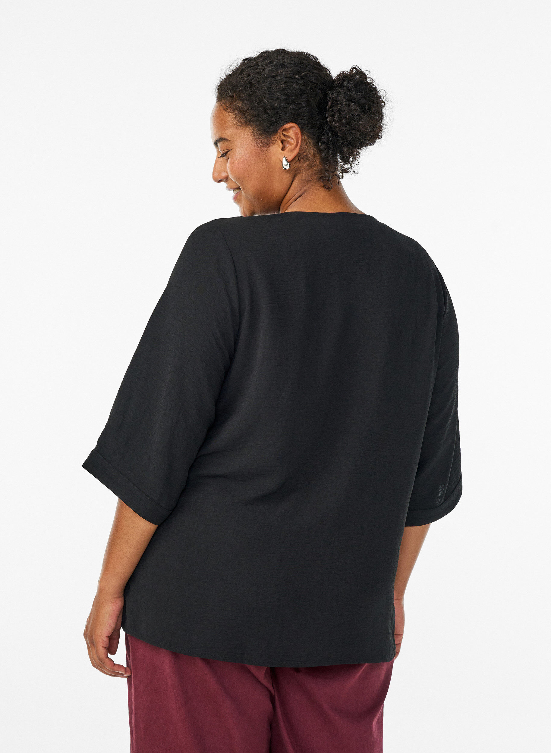 Zizzifashion Shirt Blouse with V-Neck and 3/4 Sleeves, Black, Model image number 2