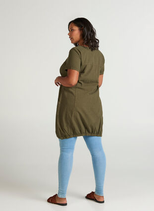 Dress with pockets, Ivy green, Model image number 2