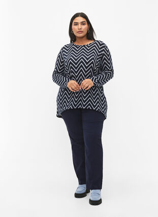 Patterned blouse with long sleeves, Navy B. Zig Zag, Model image number 2