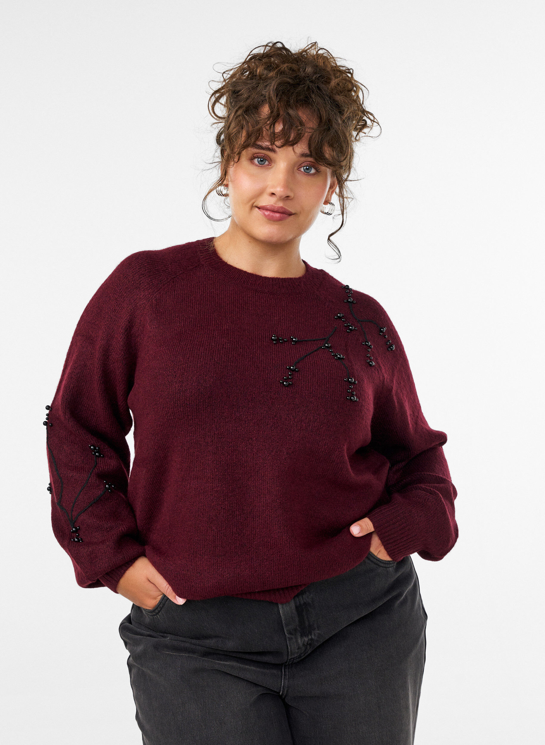 Jumper with pearl embroidery, Red, Model